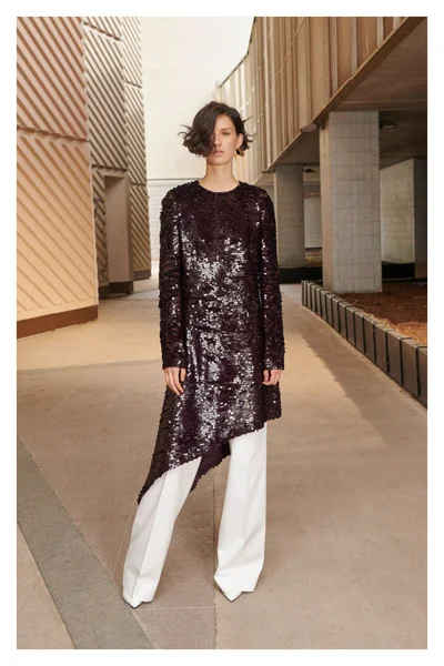 Look 50